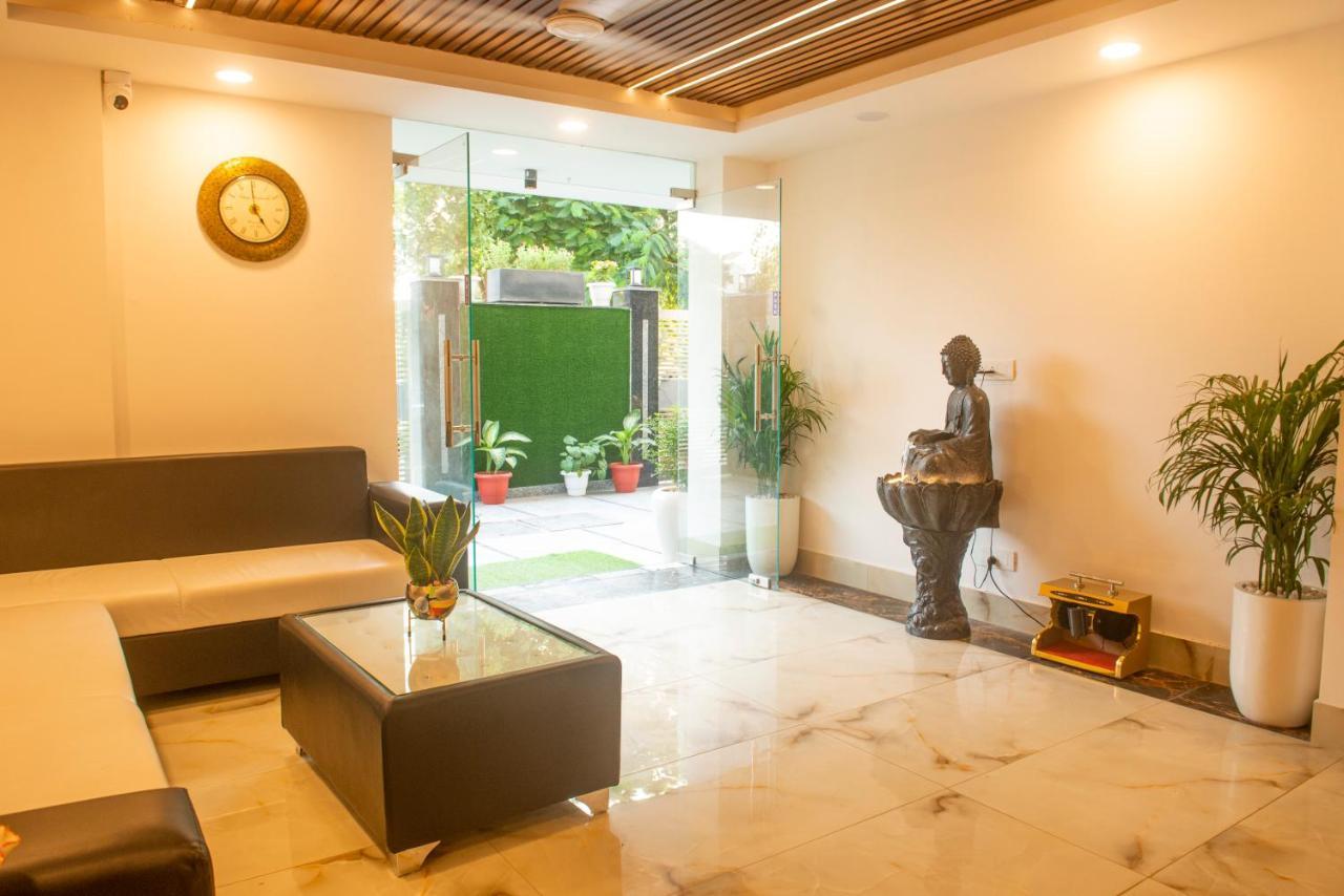 Posh Residency Huda City Center Gurgaon Exterior foto