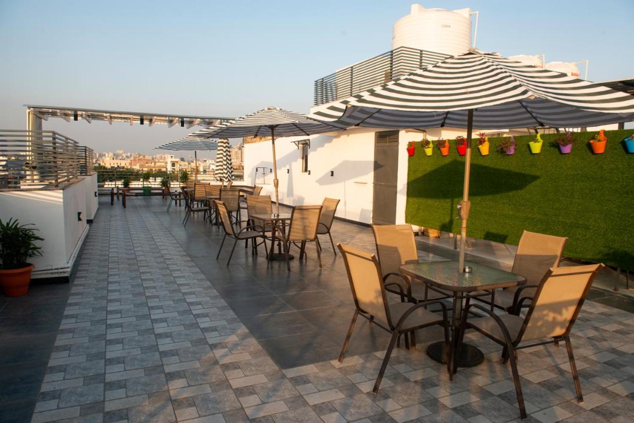 Posh Residency Huda City Center Gurgaon Exterior foto
