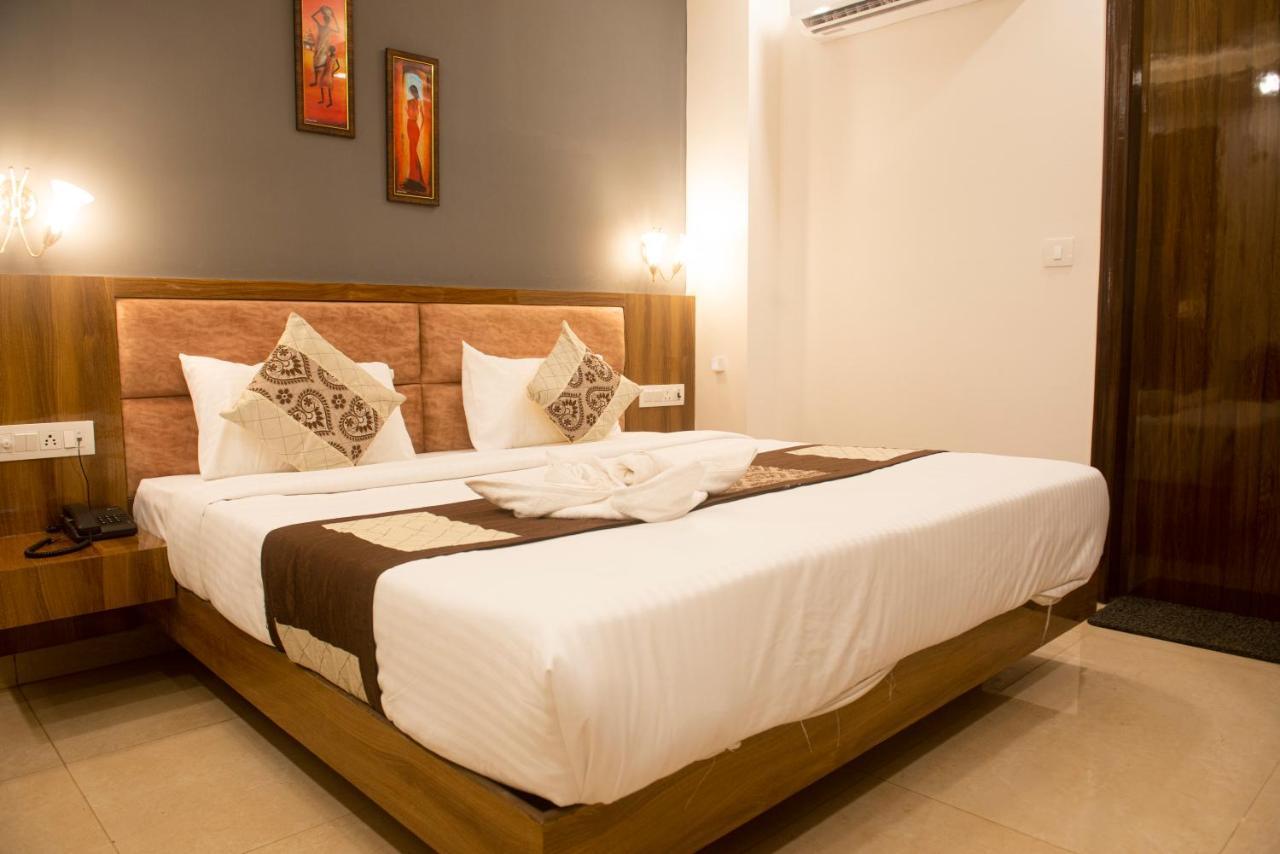 Posh Residency Huda City Center Gurgaon Exterior foto