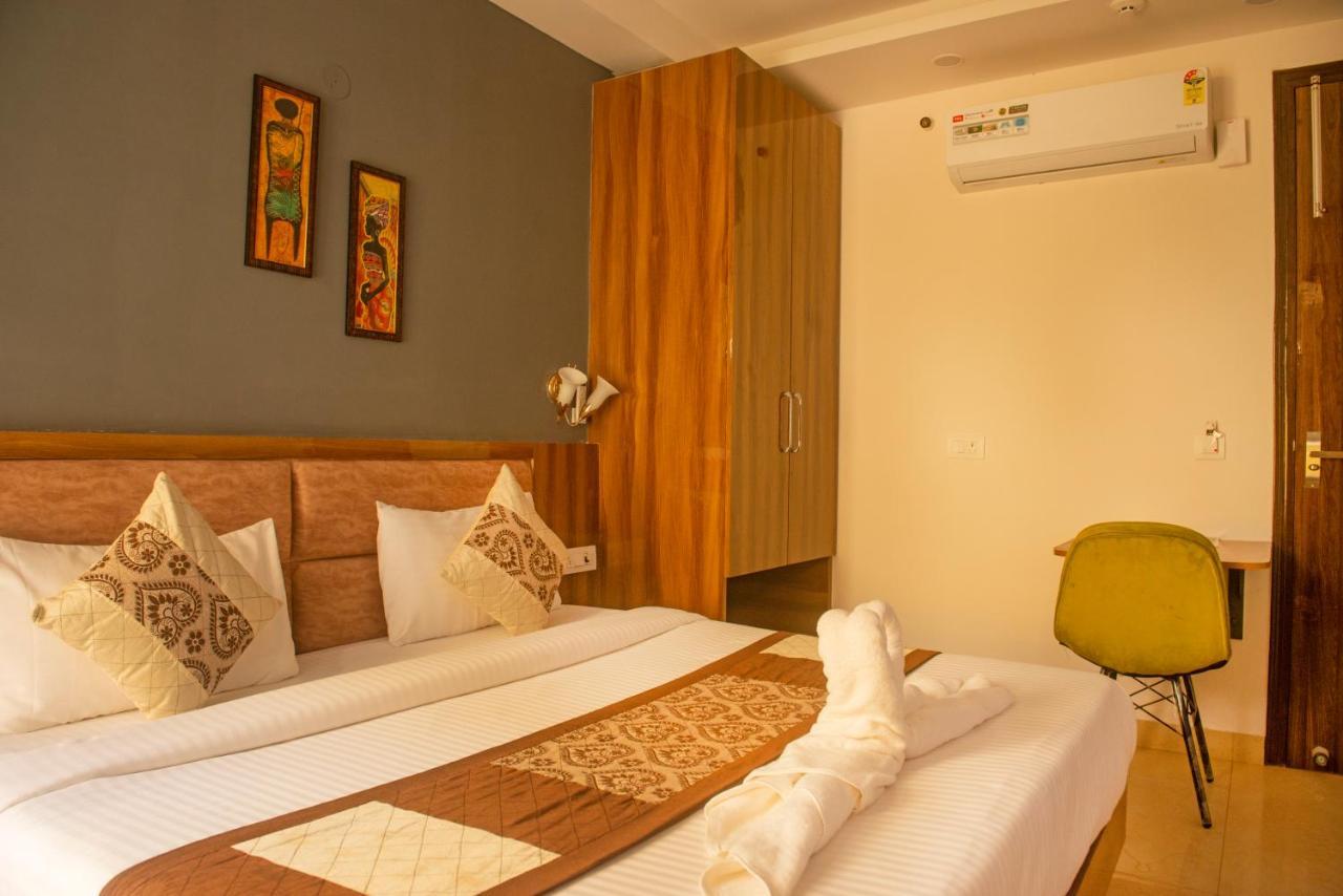 Posh Residency Huda City Center Gurgaon Exterior foto