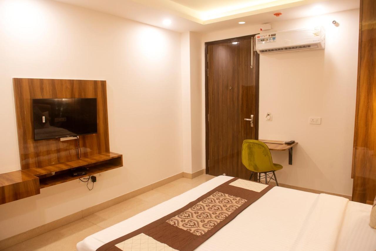 Posh Residency Huda City Center Gurgaon Exterior foto