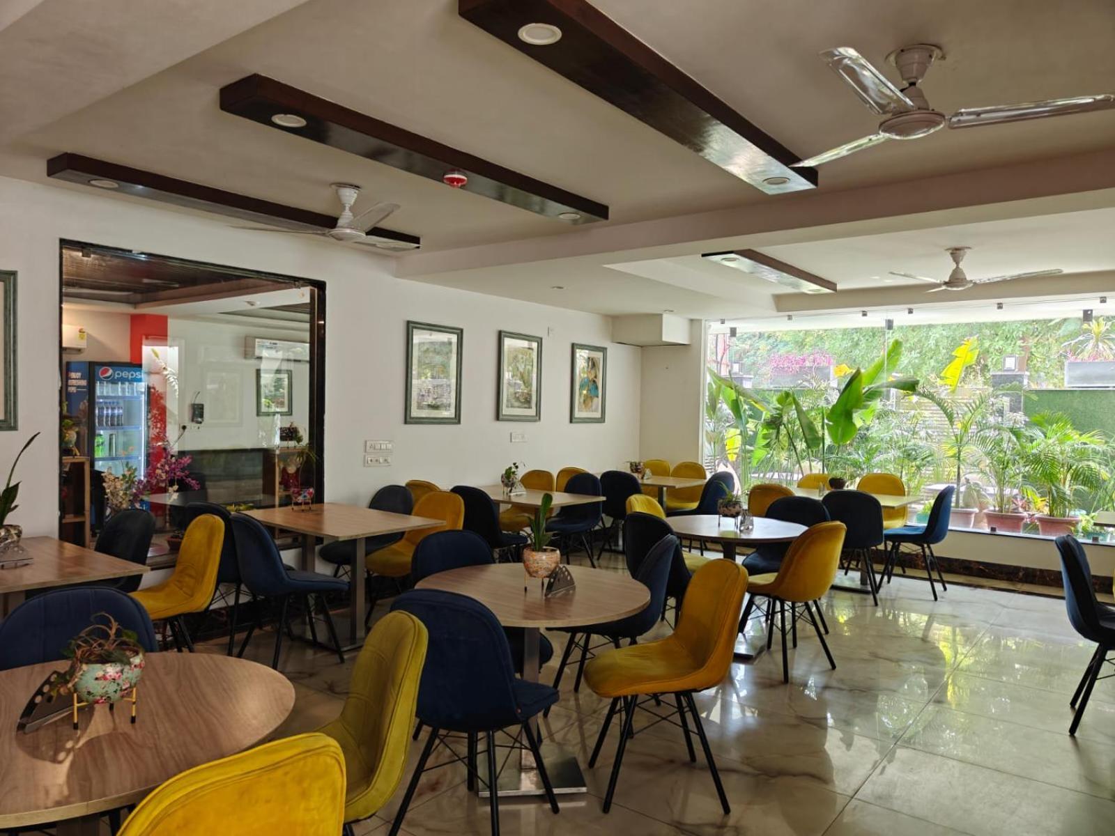 Posh Residency Huda City Center Gurgaon Exterior foto